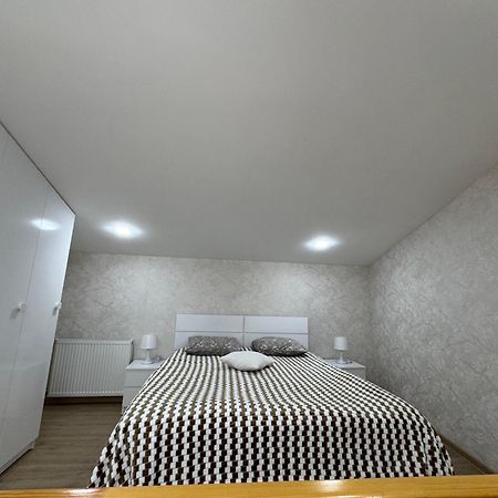 Tamuna Apartment Tbilisi Buitenkant foto