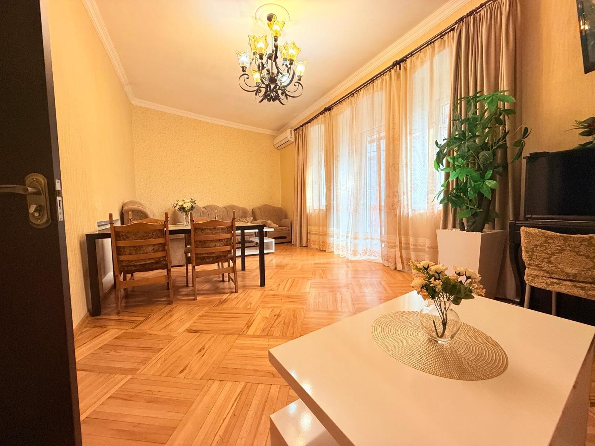 Tamuna Apartment Tbilisi Buitenkant foto